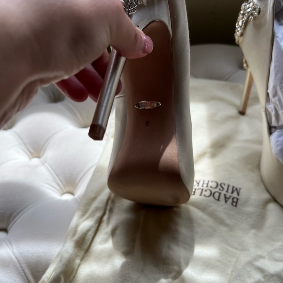 Badgley Mischka heels Brand new - Picture 4 of 4